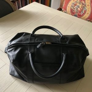 Coach leather weekender medium duffle